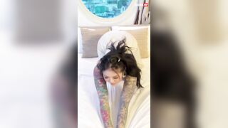 Clip sex Thủy Tạ threesome với Rapper Droppy và em Quỳnh