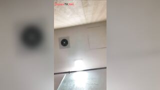 13.65gái xinh tự q.uay tắm