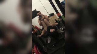 Cho vợ đi tập gym lúc về lồn toàn tinh bảo sao chán chồng
