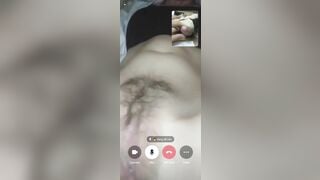 Chị Nói Chị Đang Không Nứng Mà Nước Gì Trắng Trắng Từ Lồn Chảy Ra