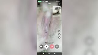 Chị Nói Chị Đang Không Nứng Mà Nước Gì Trắng Trắng Từ Lồn Chảy Ra