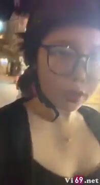 Đưa em đi chơi ở nhà nghỉ
