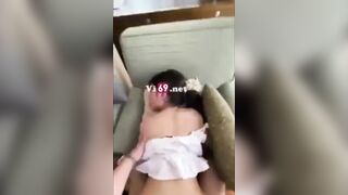 Bố đường loạn luân với đứa con gái lớn loli bắn tinh vào miệng bú liếm sạch