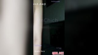 Bé  sugar baby vừa đi học về đã theo vào nhà nghỉ cho anh địt tát vú dày vò