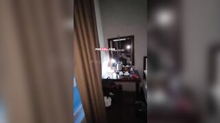 Trang điểm chx xong đã bị thg ny lôi ra địt nhân trần trc khi đi chs