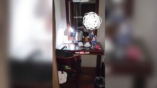 Trang điểm chx xong đã bị thg ny lôi ra địt nhân trần trc khi đi chs