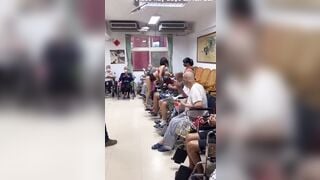 Thác loạn cùng các ông trong viện dưỡng lão nhìn dâm loạn vl