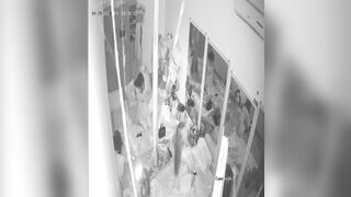 Hack cam trúng động gái xinh