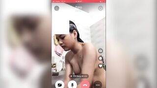 Mai Yến Chi thủ dâm chát sex tắm móc lồn cho ny xem bị gank