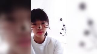 Em loli vú to lồn non lông lồn lưa thưa dễ thương