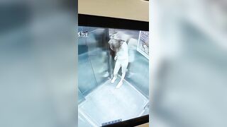 Góc khuất của gái xinh