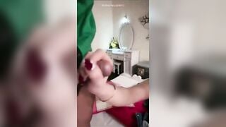 Idol MMLIVE Eira gạ a grap địt nhau public ở công viên bị phát hiện
