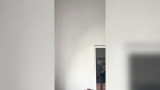 Súc vật a trai nhét cặc vào lồn e gái trước gương live vs đám ban