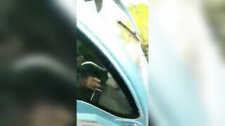 Độc khách, Phát hiện 2 cụ ông địt nhau trên xe 3 bánh trước khách tây