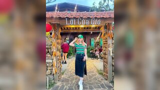 Gạ địt em gái mình dây khi đi du lịch sướng vl ra