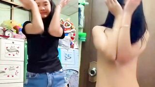 2k9 Nhảy Trần  Truồng Hot Trend Hiện Nay