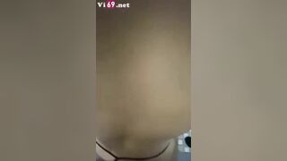 Bồn chứa tinh mang tên con bạn thân dâm đãng