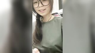 Con Nhỏ Nì Dăm Zị!
