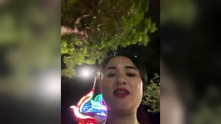 Chị mbbg khoe vú to khi đi tập thể dục dâm đãng