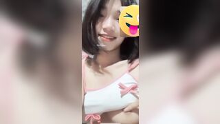 Lớp 11+Xinh+Trắng hồng+Thủ dâm