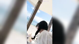 Em Idol MN_HaMy MMLive Dâm Tặc đang Livestream Show Hàng Thì Có Một Anh Tây Balo Ra B
