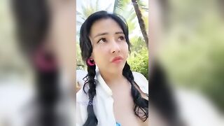 Em Idol MN_HaMy MMLive Dâm Tặc đang Livestream Show Hàng Thì Có Một Anh Tây Balo Ra B