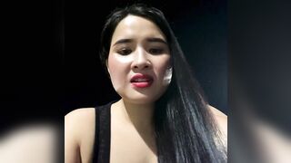 Chị mb vú to dâm đãng vừa thể dục vừa gạ trai trẻ