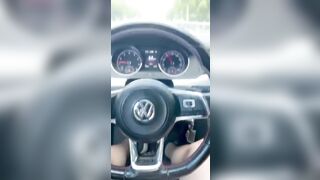 Hắn Vừa Chạy Xe Vừa Được Nhỏ Thư Ký Thích Làm Tiểu Tam Giúp Giải Tỏa!
