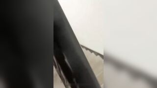 sờ body của hắn được rồi nhỏ! tham lam zị!