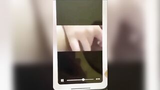 Lộ clip em gái móc lồn cho bạn xem