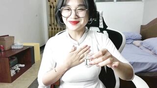 AnnaGau livetream show lồn thủ dâm Stripchat từng nổi 1 thời ví quá xinh p5