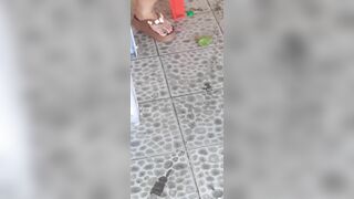 Đi ăn uống không bgio mặc quần lót