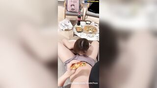 Bữa tiệc thác loạn cùng em gái vú to