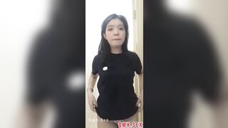 Gạ bé sinh viên 2k7 vừa lên Sg tuyễn sinh đại học body phồng phao quay clip show body