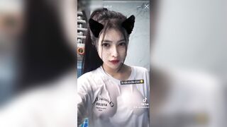 Địt em Uyên Thỏ vú ngon dâm đãng