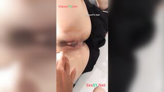 Nghịch lồn non móc lồn bạn thân bắn nước mà ko dám djt