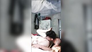Đang bú lồn em hàng xóm thì chồng em nó gọi về địt luôn cho đã