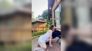 Đang sục bị người lạ phát hiện, thế là được e nó bú cu lút cán sướng vl ra