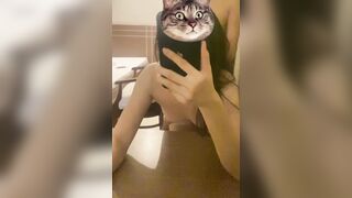 Lén vợ nhà đi gặm cỏ non
