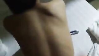 Check hàng em gái tập gym vú đít bự