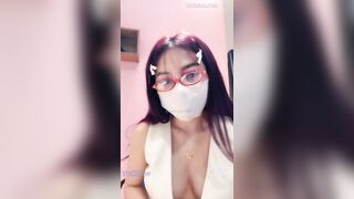 (Eria2004) ngồi quán cafe livestream lồn nứng qua đi lang thang gạ chich anh phuho