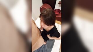 Thấy em nó bú mà nứng vô cùng luôn 2