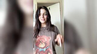 Đi tắm mà nứng quá chịu k nổi