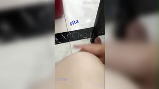 Pita tới công chuyện với em công nhân dâm đãng này