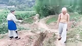 Ông Lão 70 Tuổi Được Em Gái Cho Bú Lồn Và Chịch