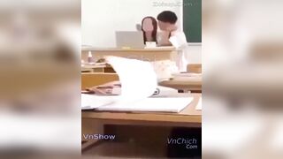Vụ cô giáo và học sinh hun nhau đang hot trên mạng nè