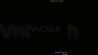 Độc lạ nạmi11 đi xe máy nhưng vẫn show lồn thủ dâm bắn nước ngon vl