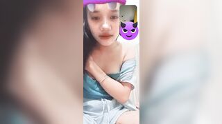 Em thảo lớp 10 thích khoe bưởi