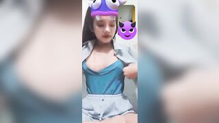 Em thảo lớp 10 thích khoe bưởi