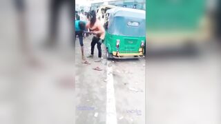 Sao lại tụt quần ra đánh nhau thế này, - Đánh nhau thủ dâm ấn độ